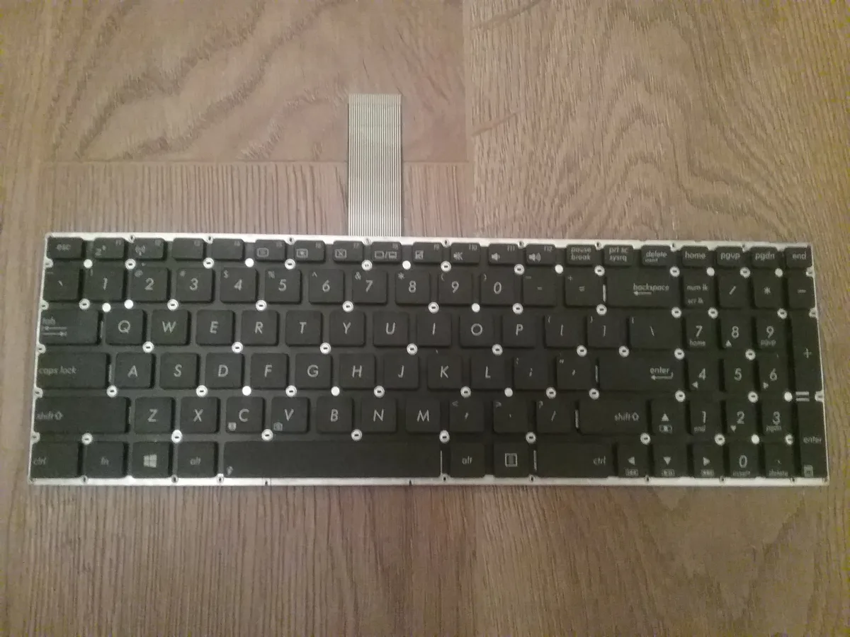 nova tastatura Asus X750 X750J X750JA X750JB X750JN mali enter
