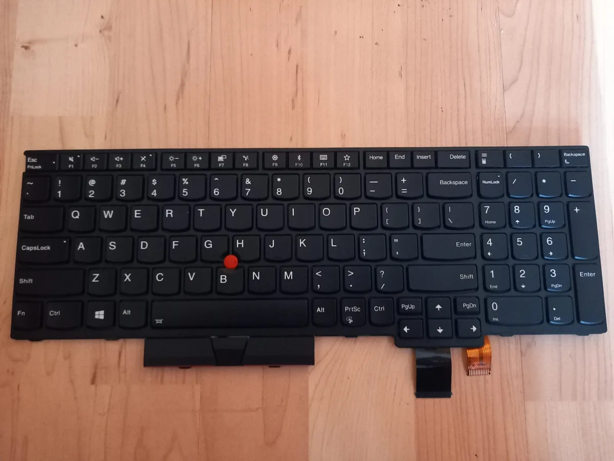 tastatura lenovo t570 t580 sa osvetljenjem nova
