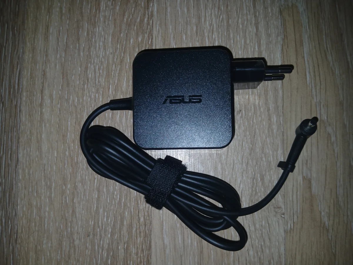 asus punjac w19-045n3b w16-045n3a original novo