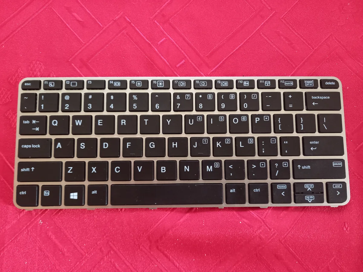 nova tastatura hp 720 g4 725 G4