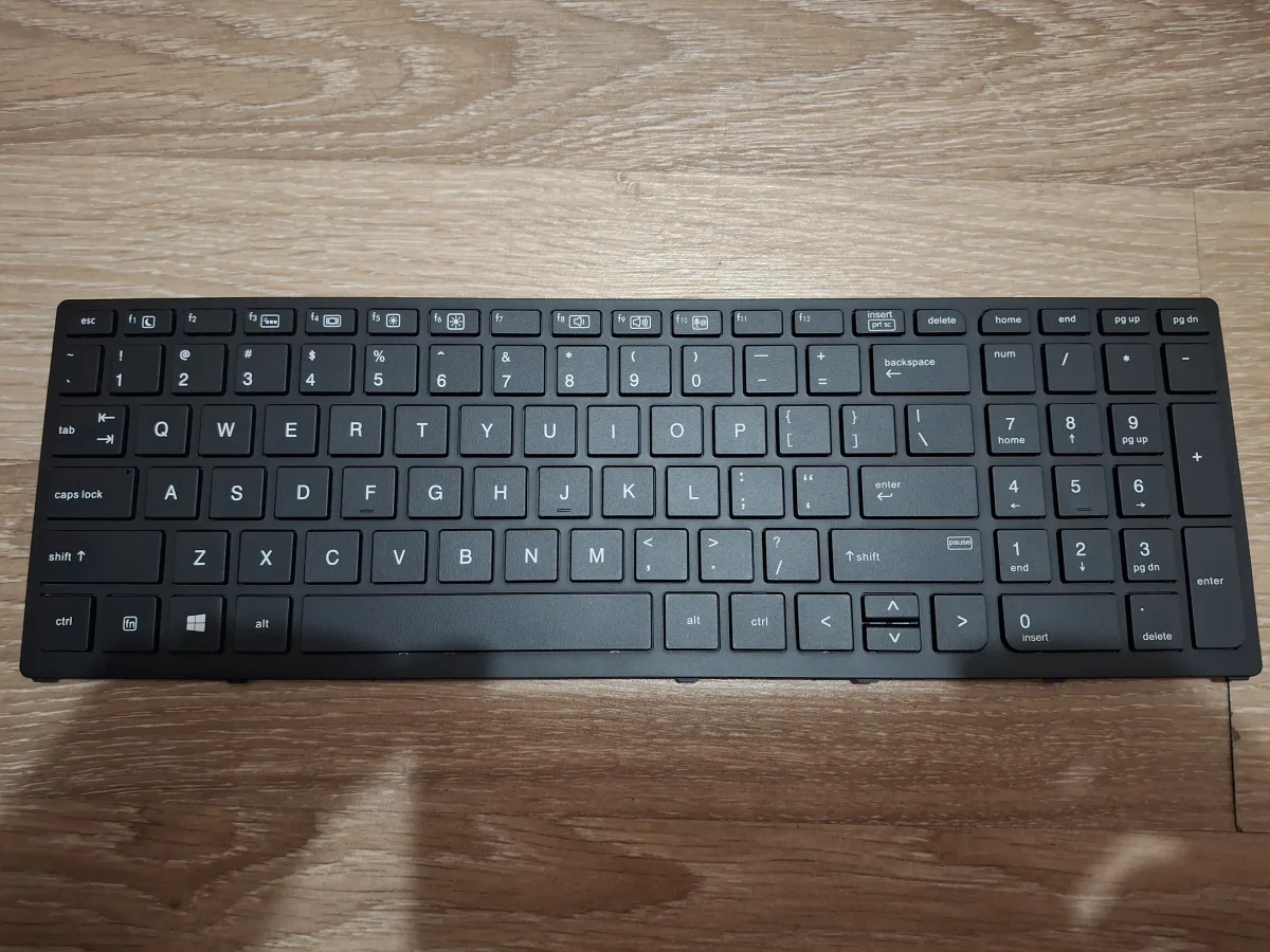 nova tastatura hp zbook 15 g3 zbook 17 g3 sa osvetljenjem