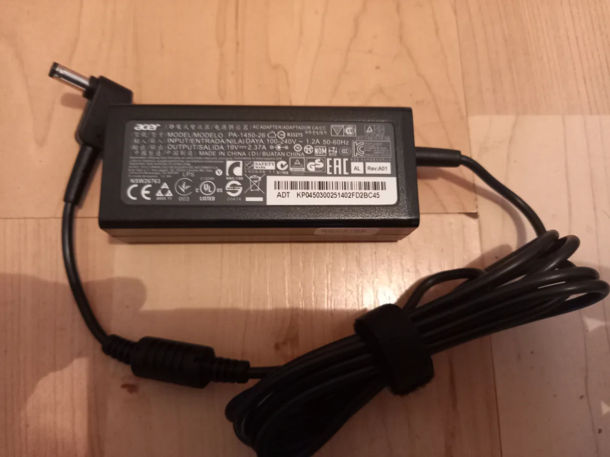 acer e5-532 e5-553 e5-573 e5-574 e5-575 punjac original novo
