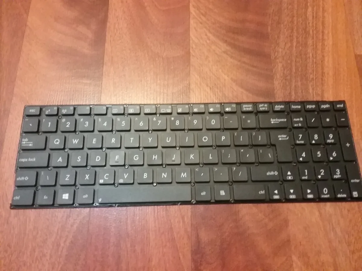 nova tastatura asus R556 R556L R556LA R556LD vert ent
