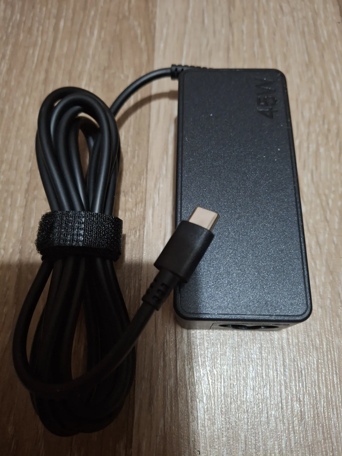 lenovo punjac 45w type c usb-c original novo