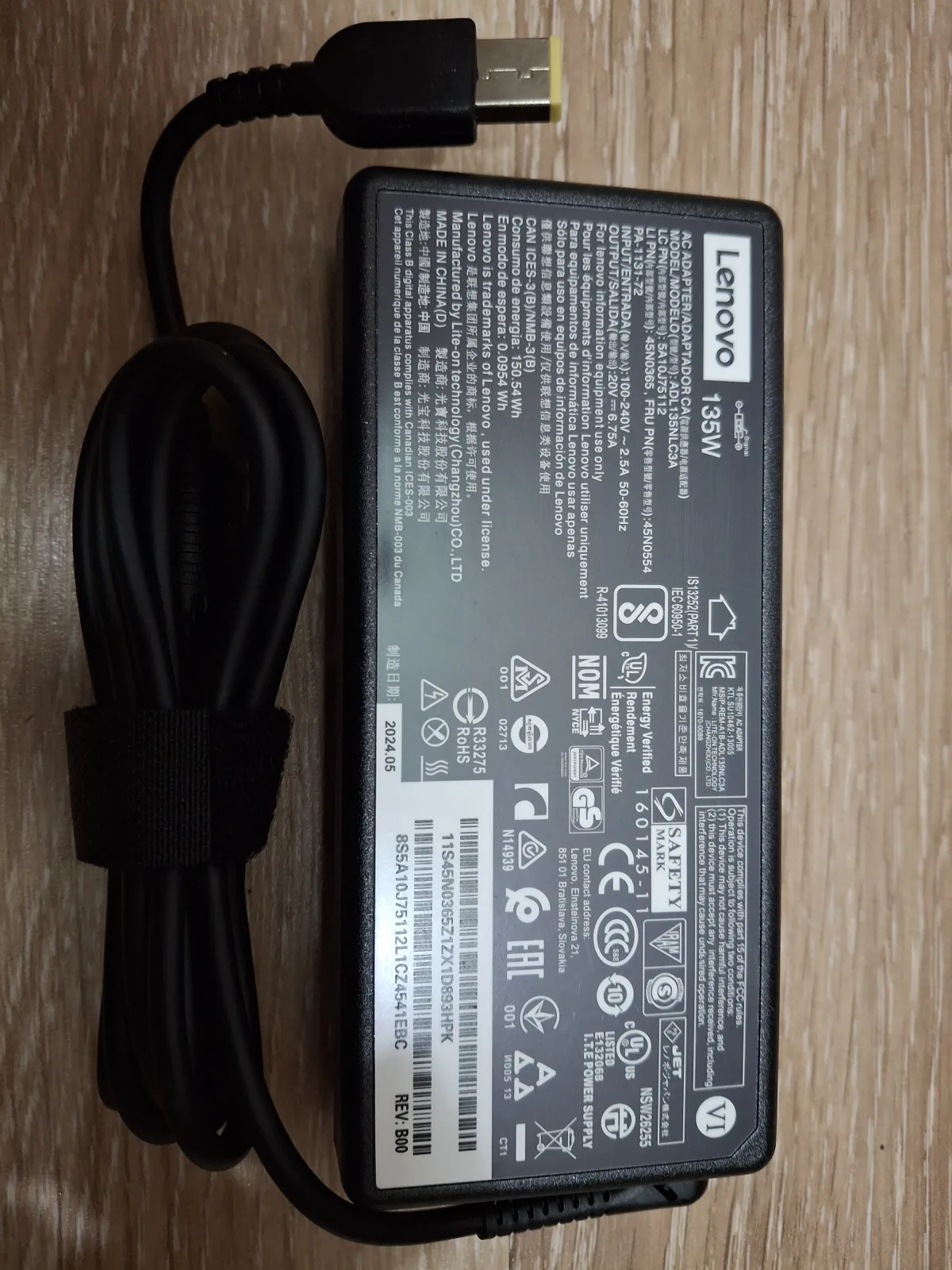 lenovo punjac adl135ncc3a adl135dc3a adl135nlc3a origin novo